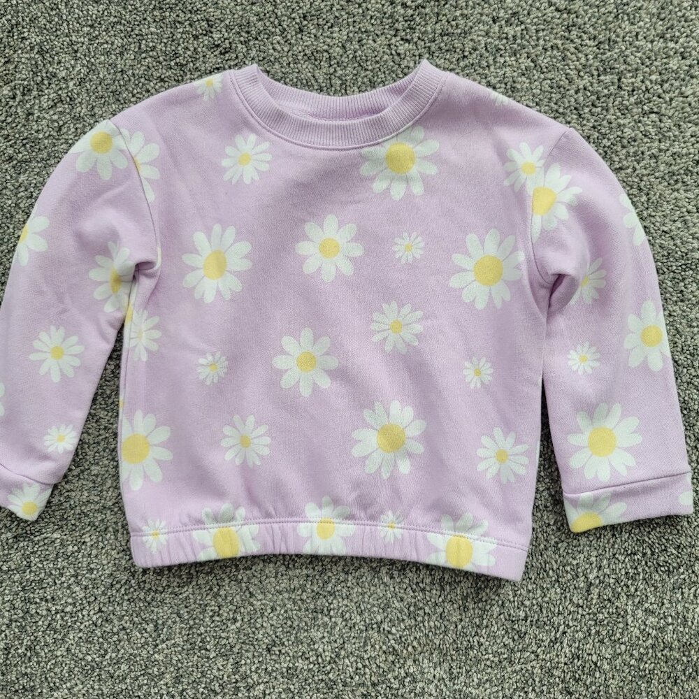 Children's Place Purple Sweatshirt with Daisy's 2T, Pre- Owned , Gently worn